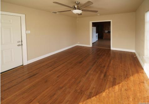 1503 Sacramento San Antonio TX 78201