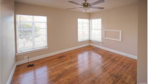 1503 Sacramento San Antonio TX 78201