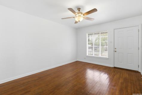 1503 Sacramento San Antonio TX 78201
