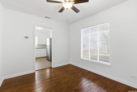 1503 Sacramento San Antonio TX 78201