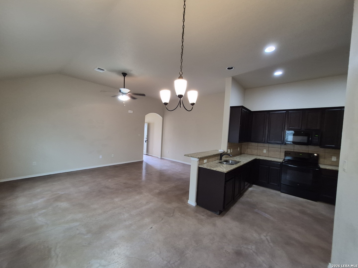 698 Saengerhalle Road New Braunfels TX 78130