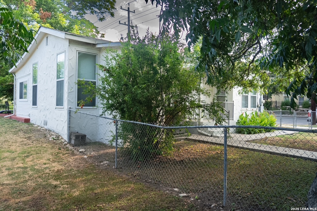 133 W Huisache Avenue San Antonio TX 78212