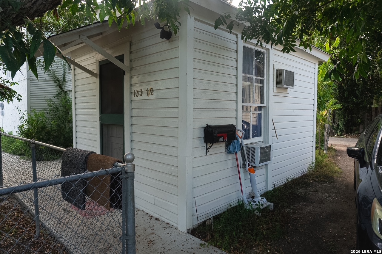 133 W Huisache Avenue San Antonio TX 78212