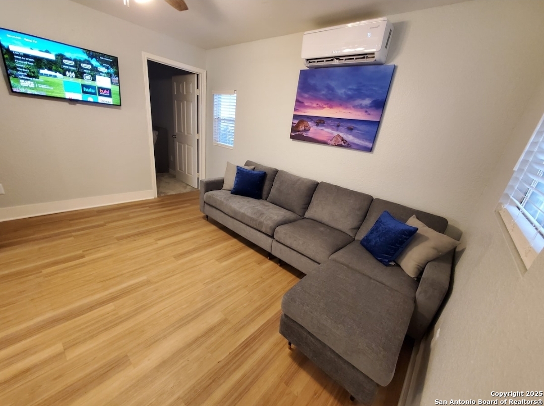 725 Aransas San Antonio TX 78210