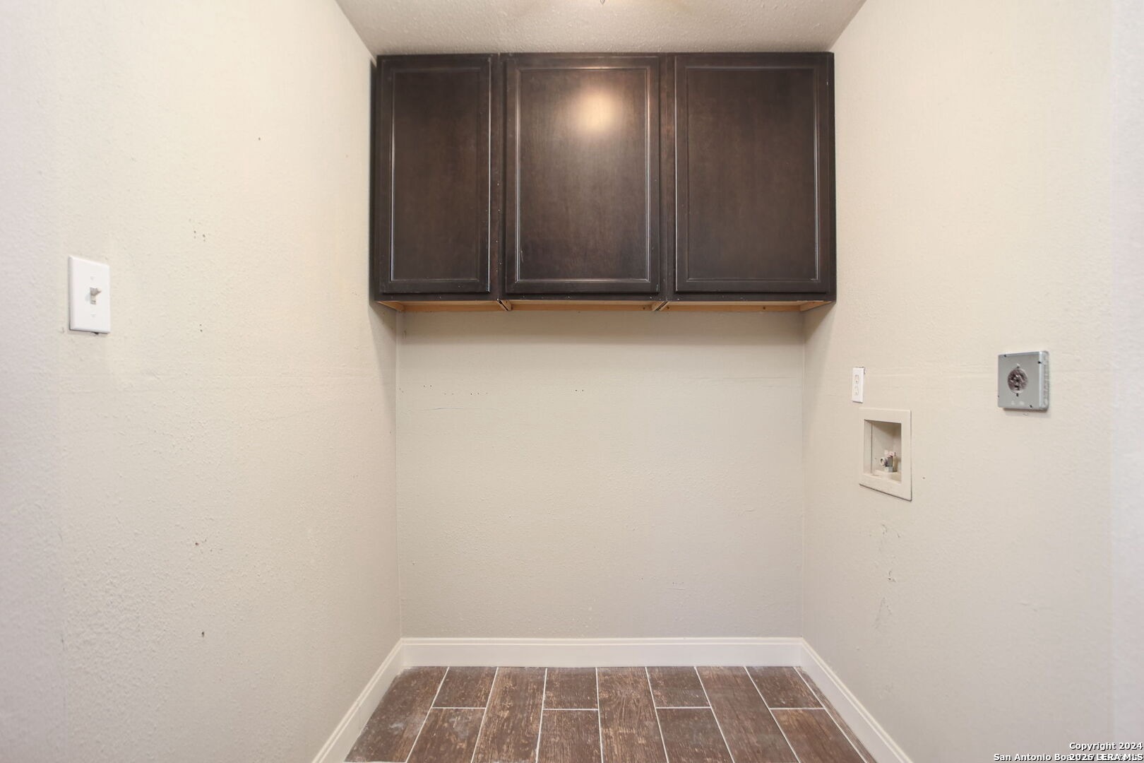 620 County Road 6846 Lytle TX 78052