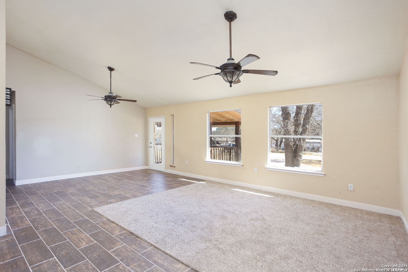 620 County Road 6846 Lytle TX 78052
