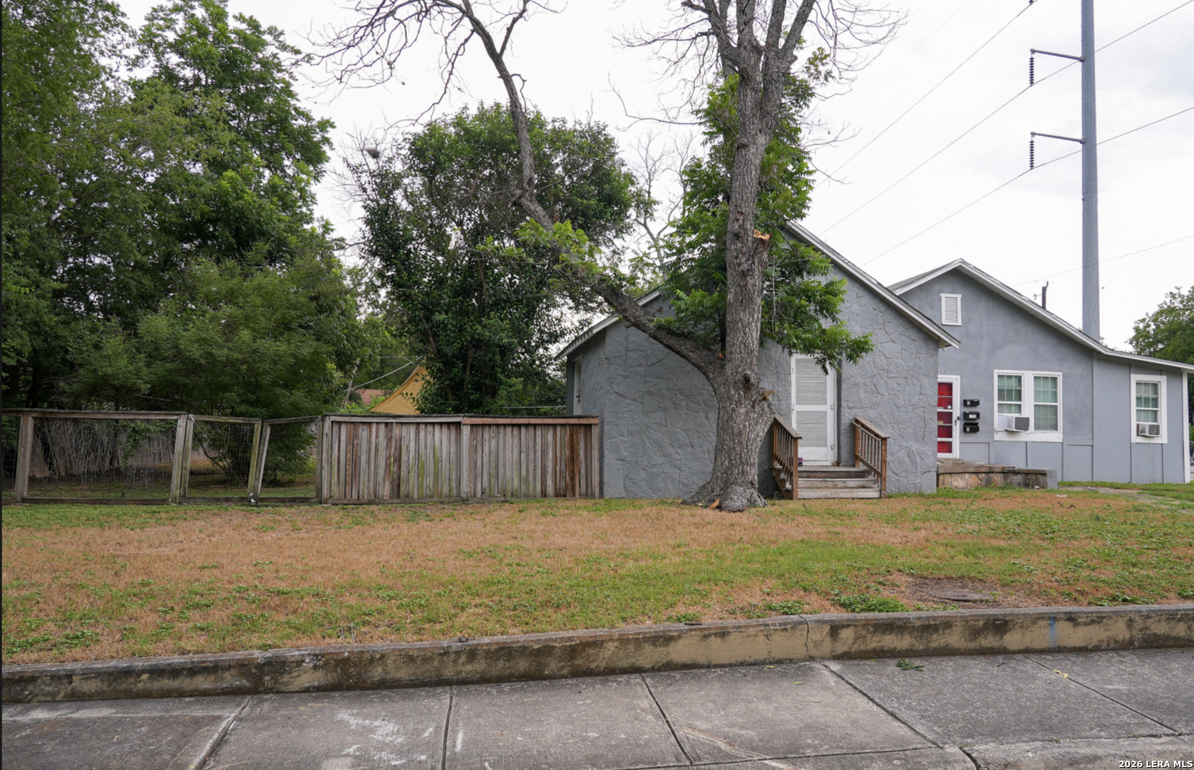 1738 Santa Anna San Antonio TX 78201
