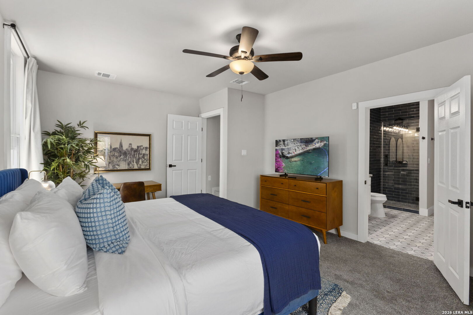 1917 W Huisache Avenue San Antonio TX 78201