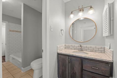 358 E Terra Alta Drive San Antonio TX 78209