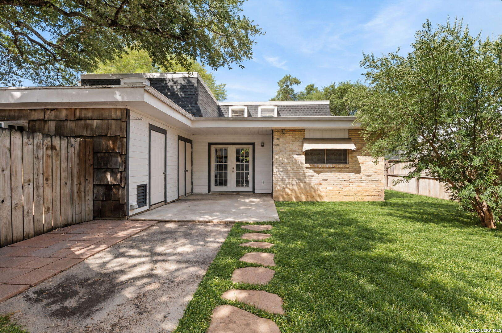 358 E Terra Alta Drive San Antonio TX 78209