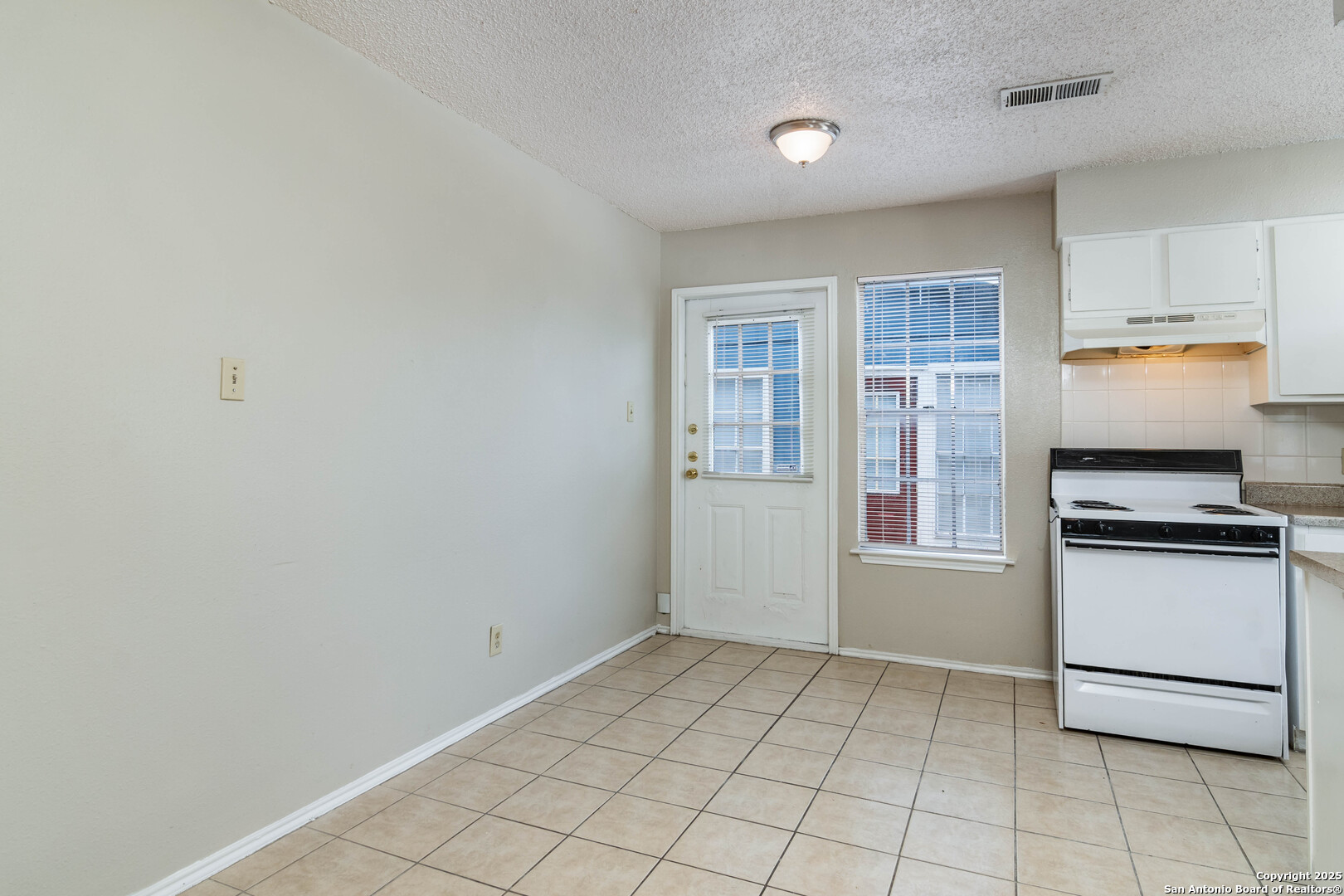 812 W Olmos Drive San Antonio TX 78212