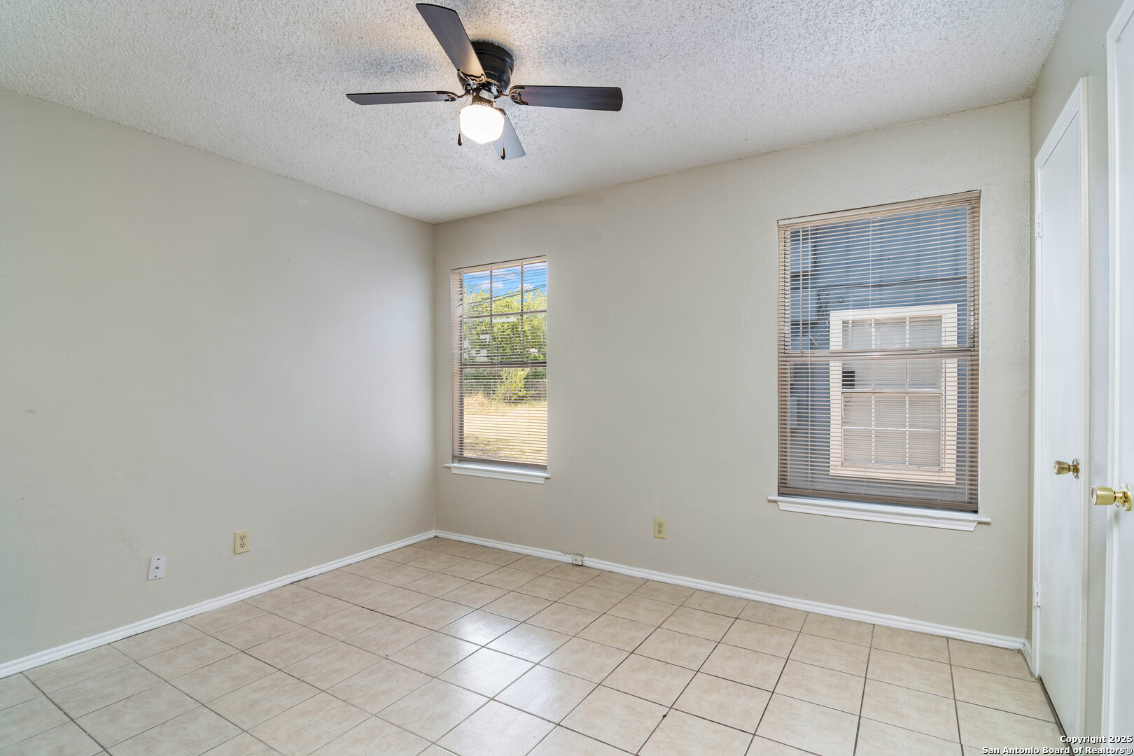 812 W Olmos Drive San Antonio TX 78212