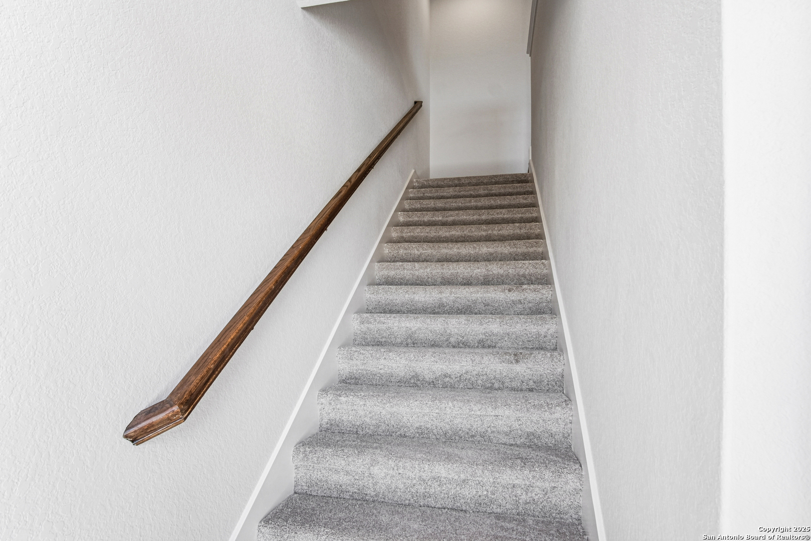 7127 Magnolia Creek San Antonio TX 78252