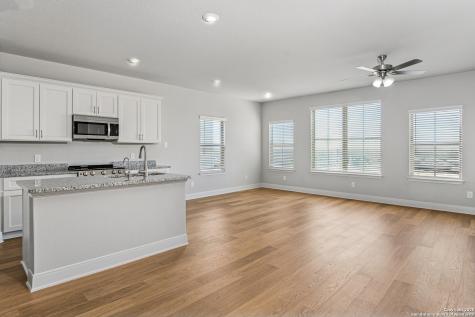 7127 Magnolia Creek San Antonio TX 78252