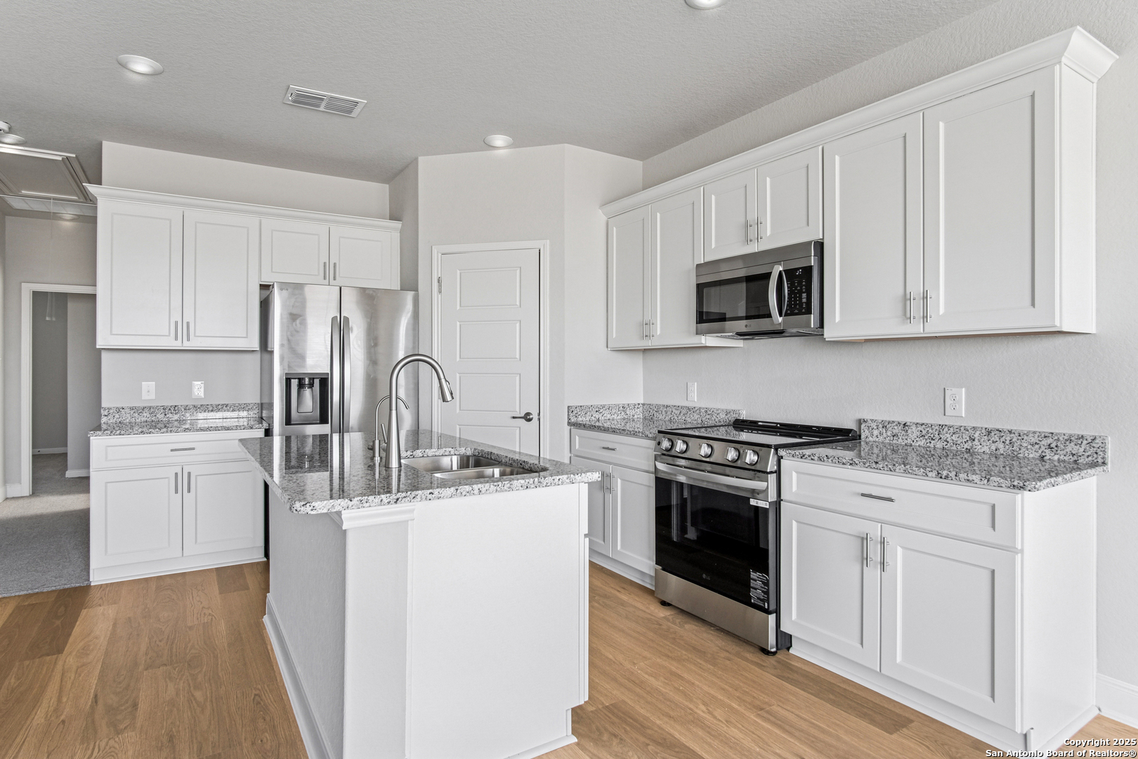 7127 Magnolia Creek San Antonio TX 78252