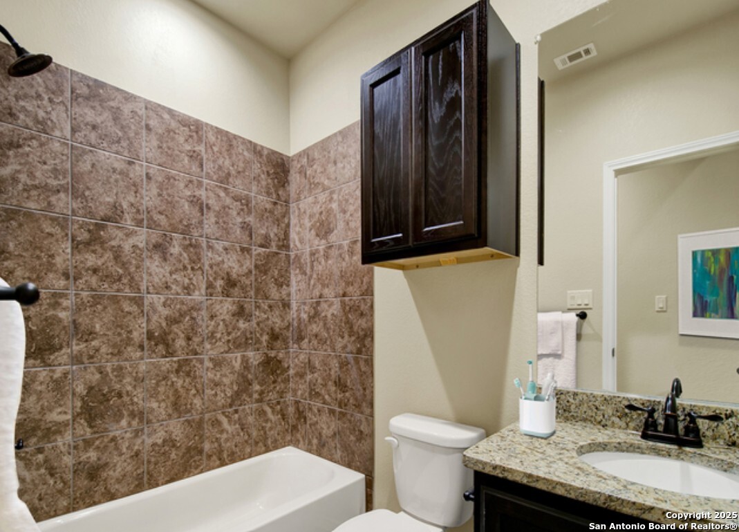 9211 Canyon Converse TX 78109