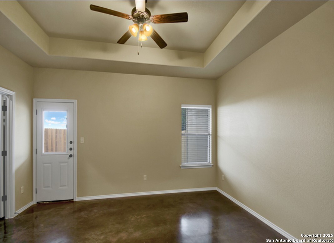 9211 Canyon Converse TX 78109