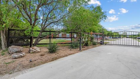 1911 Wald New Braunfels TX 78132