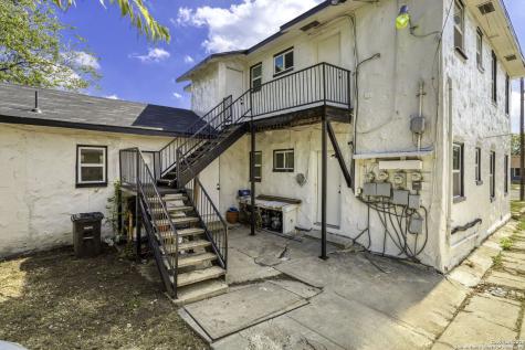 2011 Cincinnati Avenue San Antonio TX 78228