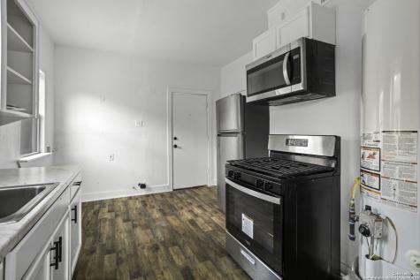 2011 Cincinnati Avenue San Antonio TX 78228