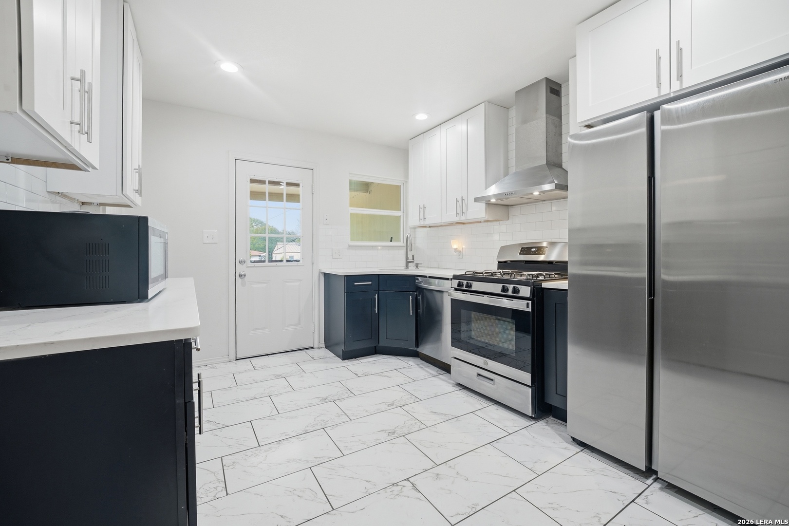 109 Alexander Hamilton Drive San Antonio TX 78228