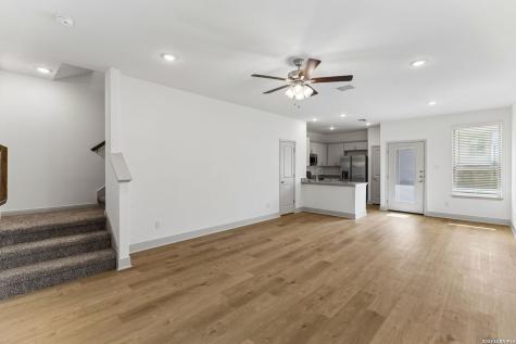 7545 Briarwood Pass San Antonio TX 78252