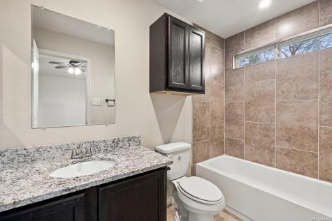 6950 Lakeview Drive San Antonio TX 78244