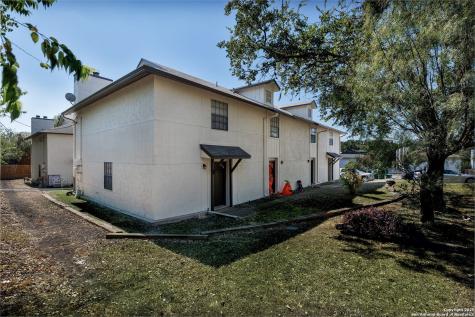 554 Dukeway Universal City TX 78148