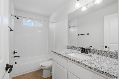 13827 Enzo Gate San Antonio TX 78253