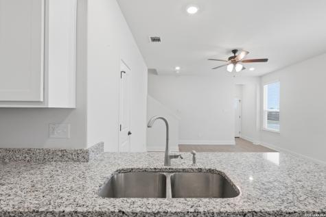 13827 Enzo Gate San Antonio TX 78253