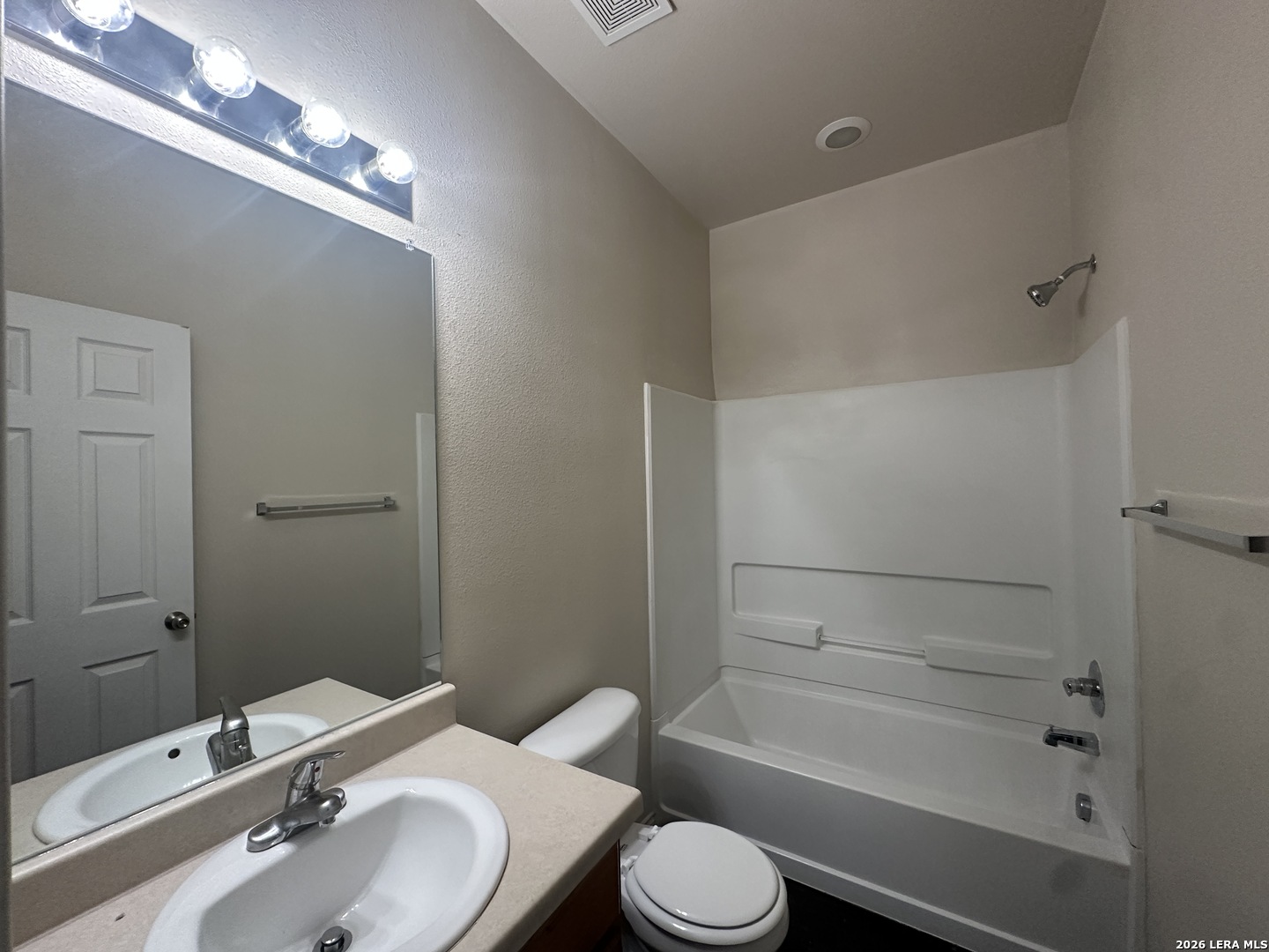 5731 Golf Heights San Antonio TX 78244