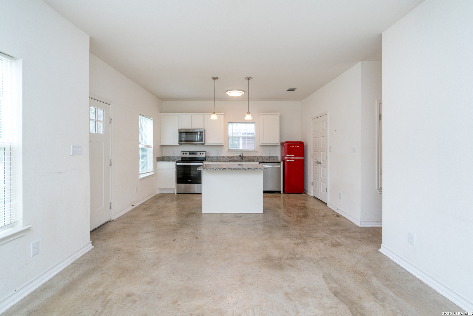 2639 E Commerce Street San Antonio TX 78203