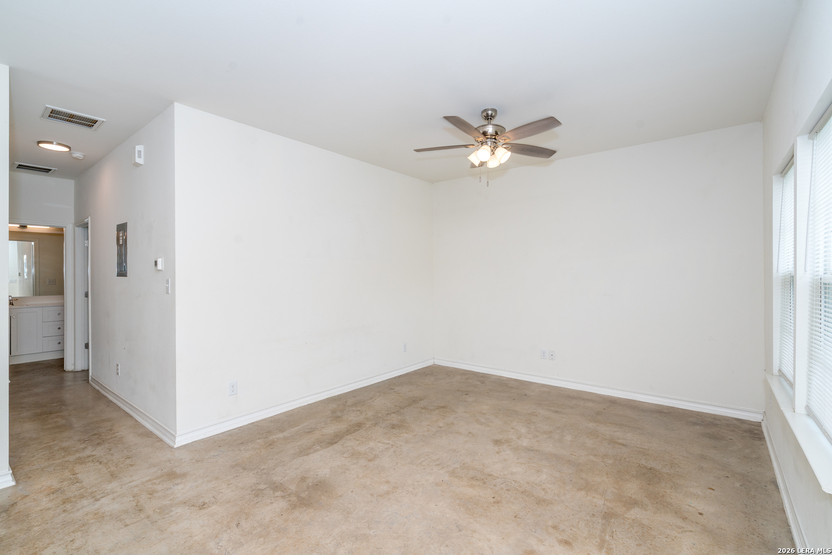 2639 E Commerce Street San Antonio TX 78203