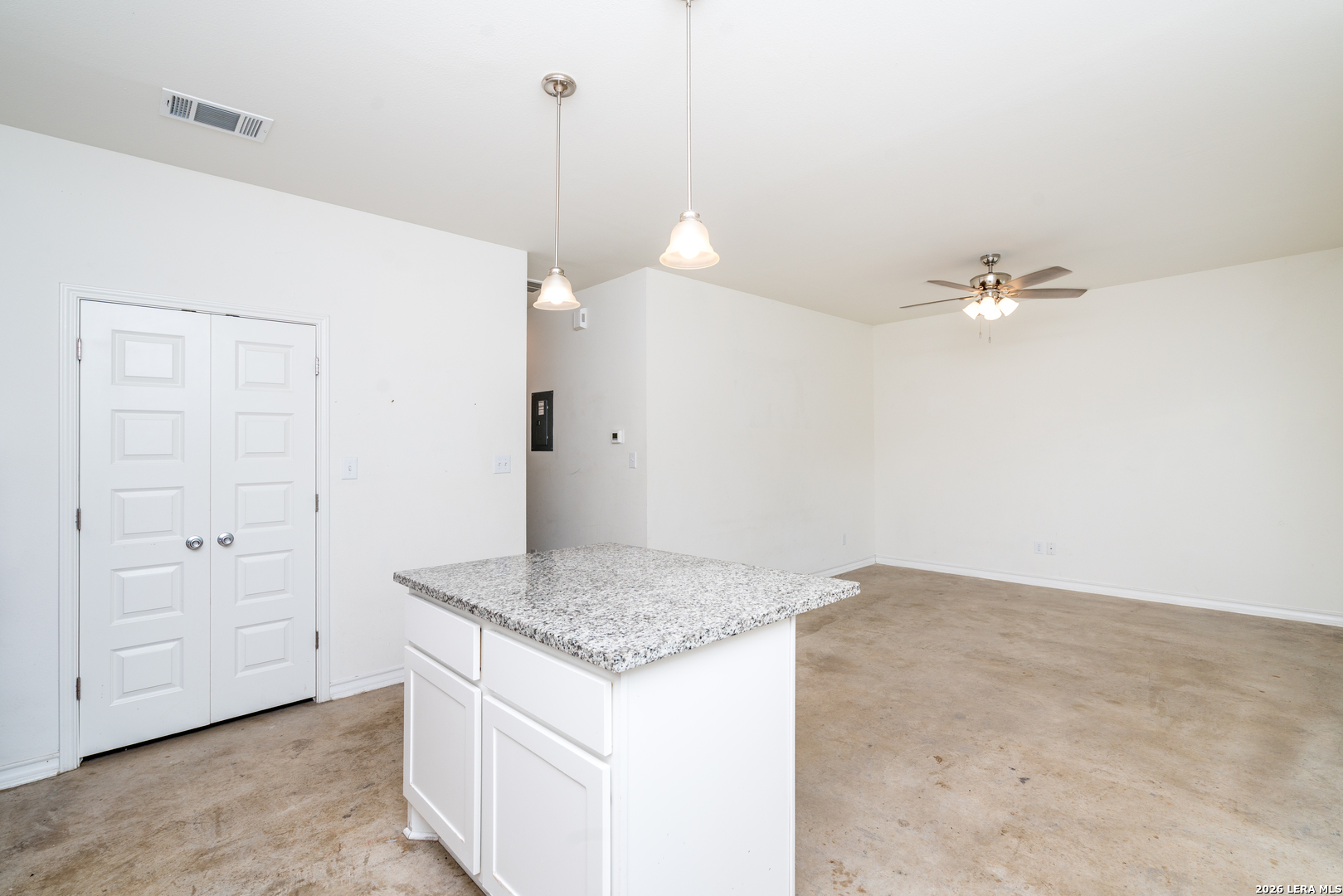 2639 E Commerce Street San Antonio TX 78203