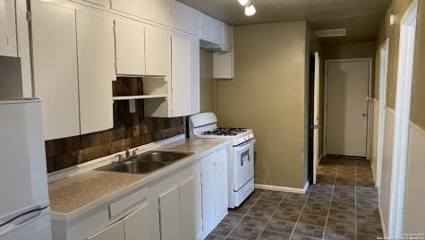 1222 Gardina San Antonio TX 78201