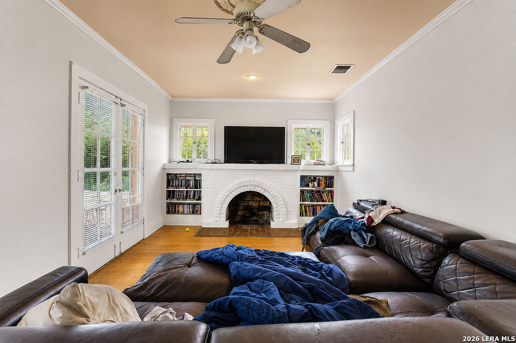 406 E Mulberry San Antonio TX 78212
