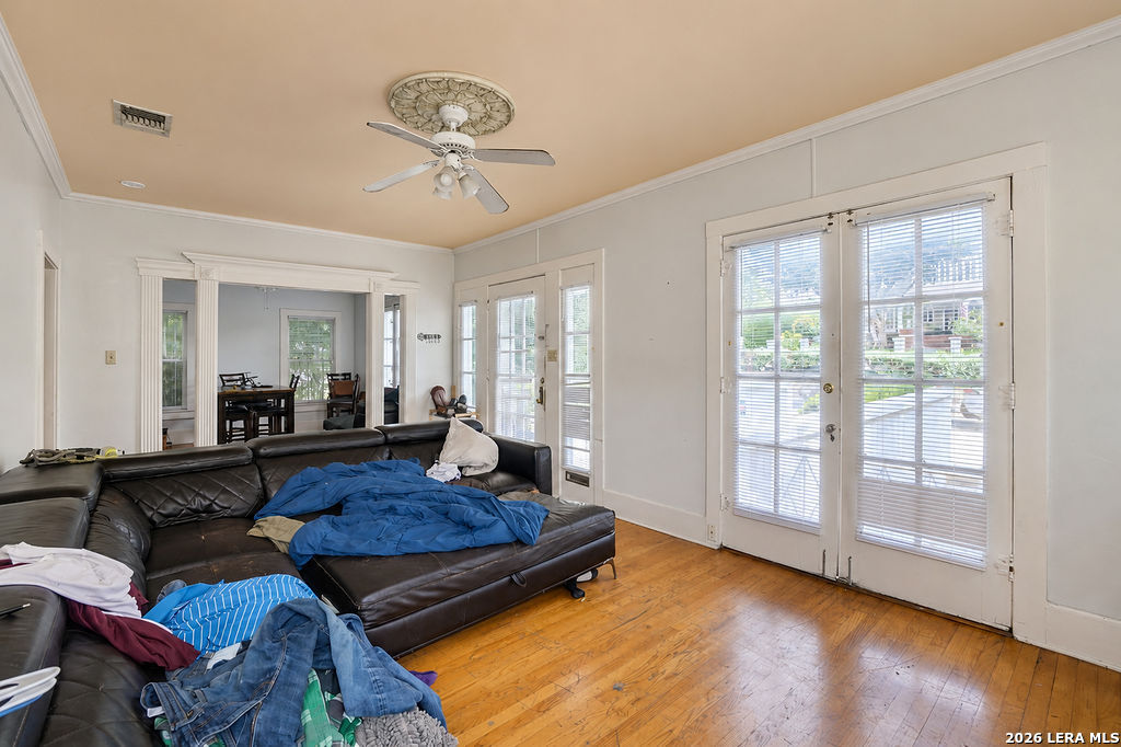 406 E Mulberry San Antonio TX 78212
