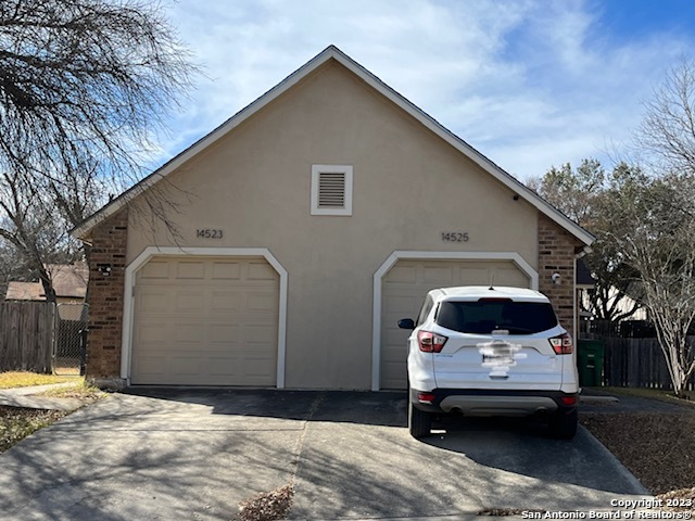 14523 Waddesdon Bluff San Antonio TX 78233