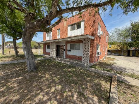 704 N Washington Street Beeville TX 78102
