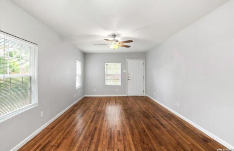 1334 W Ridgewood San Antonio TX 78201