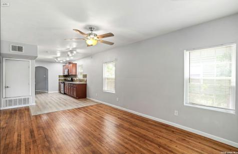 1334 W Ridgewood San Antonio TX 78201