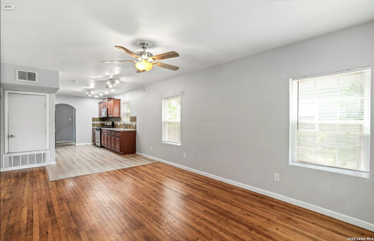 1334 W Ridgewood San Antonio TX 78201
