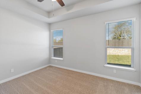 428 Cross Barn Buda TX 78610