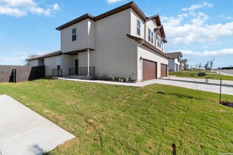 428 Cross Barn Buda TX 78610