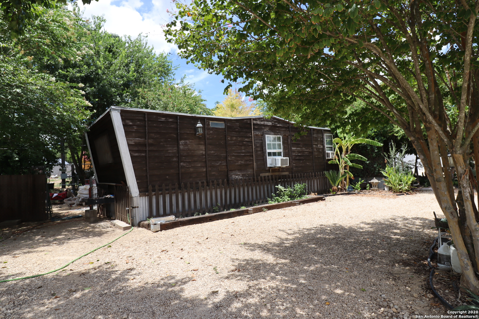 13915 Interstate 35 Von Ormy TX 78073