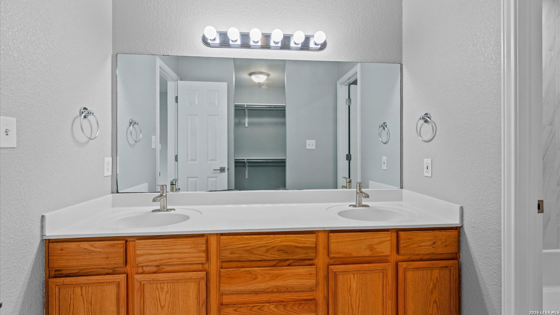 3013/3015 Green Mountain Drive New Braunfels TX 78130