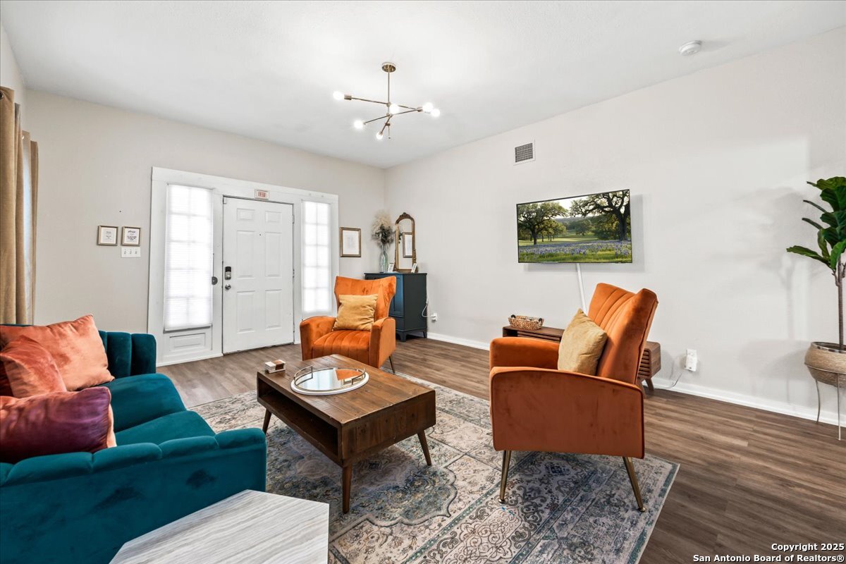 210 Wilkens Avenue San Antonio TX 78210