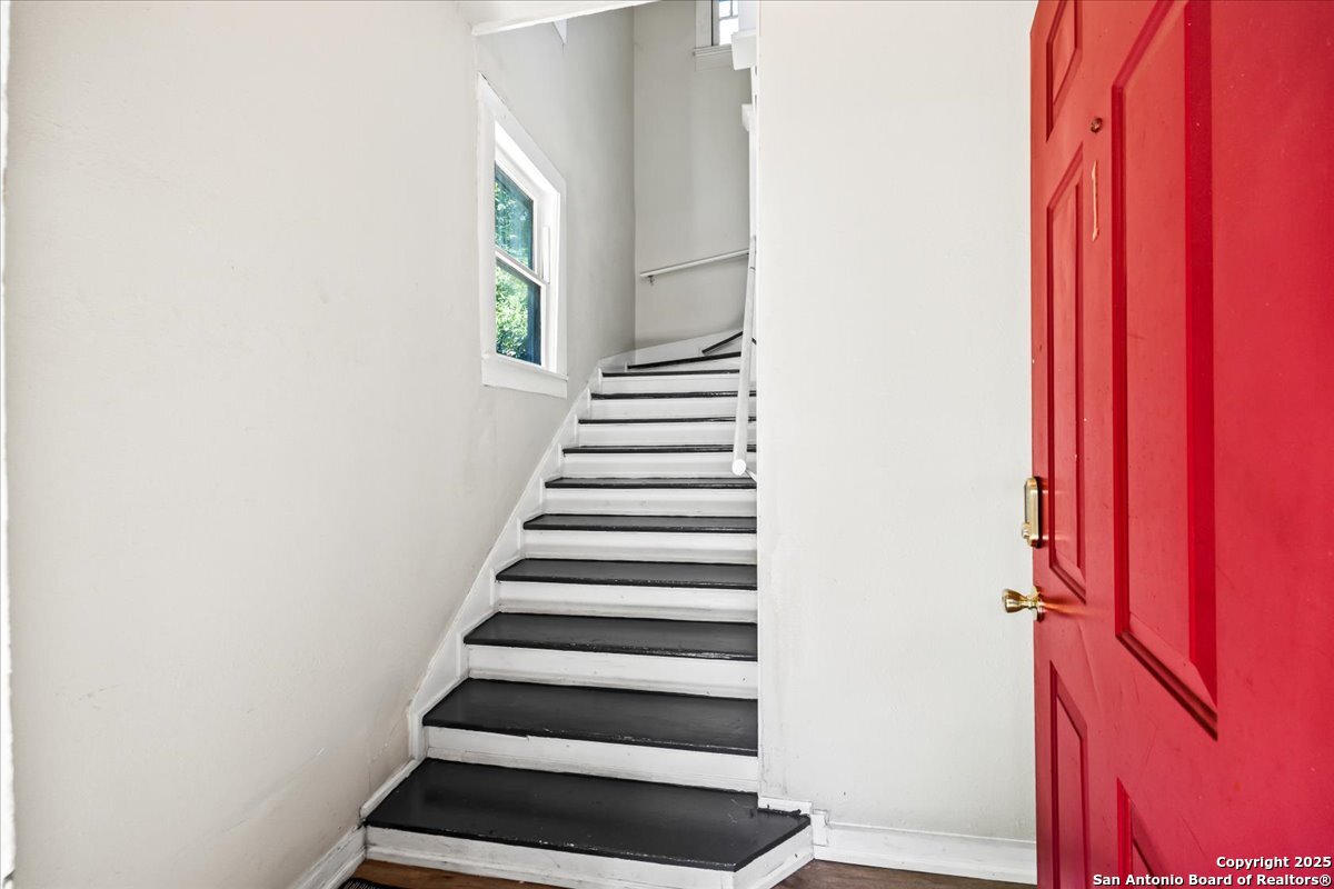 210 Wilkens Avenue San Antonio TX 78210