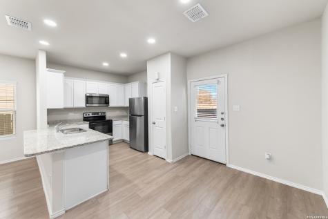7356 Misty Ridge # 13 & 14 Converse TX 78109
