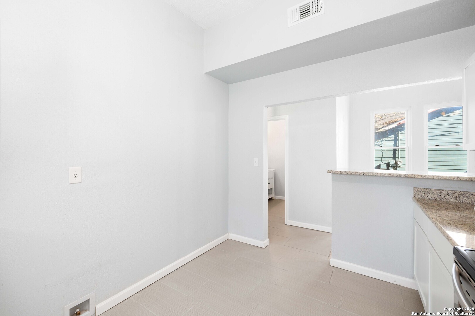 109 Blue Bonnet San Antonio TX 78202